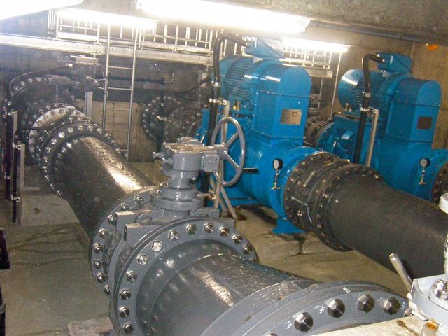 横軸プロペラ水車 45kW